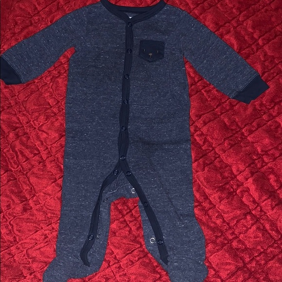 Carter’s size 9 month baby sleepers. - Picture 4 of 5